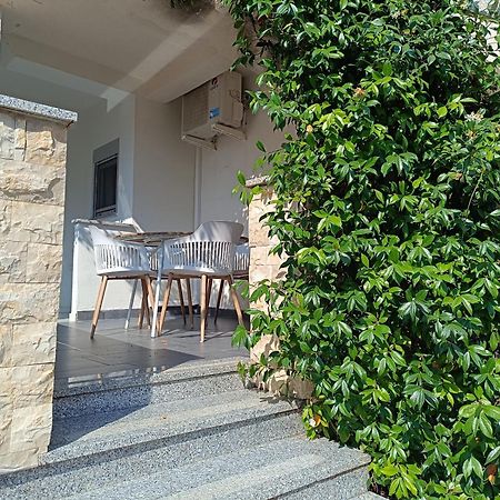 Apartmani Emilio Novalja Dış mekan fotoğraf