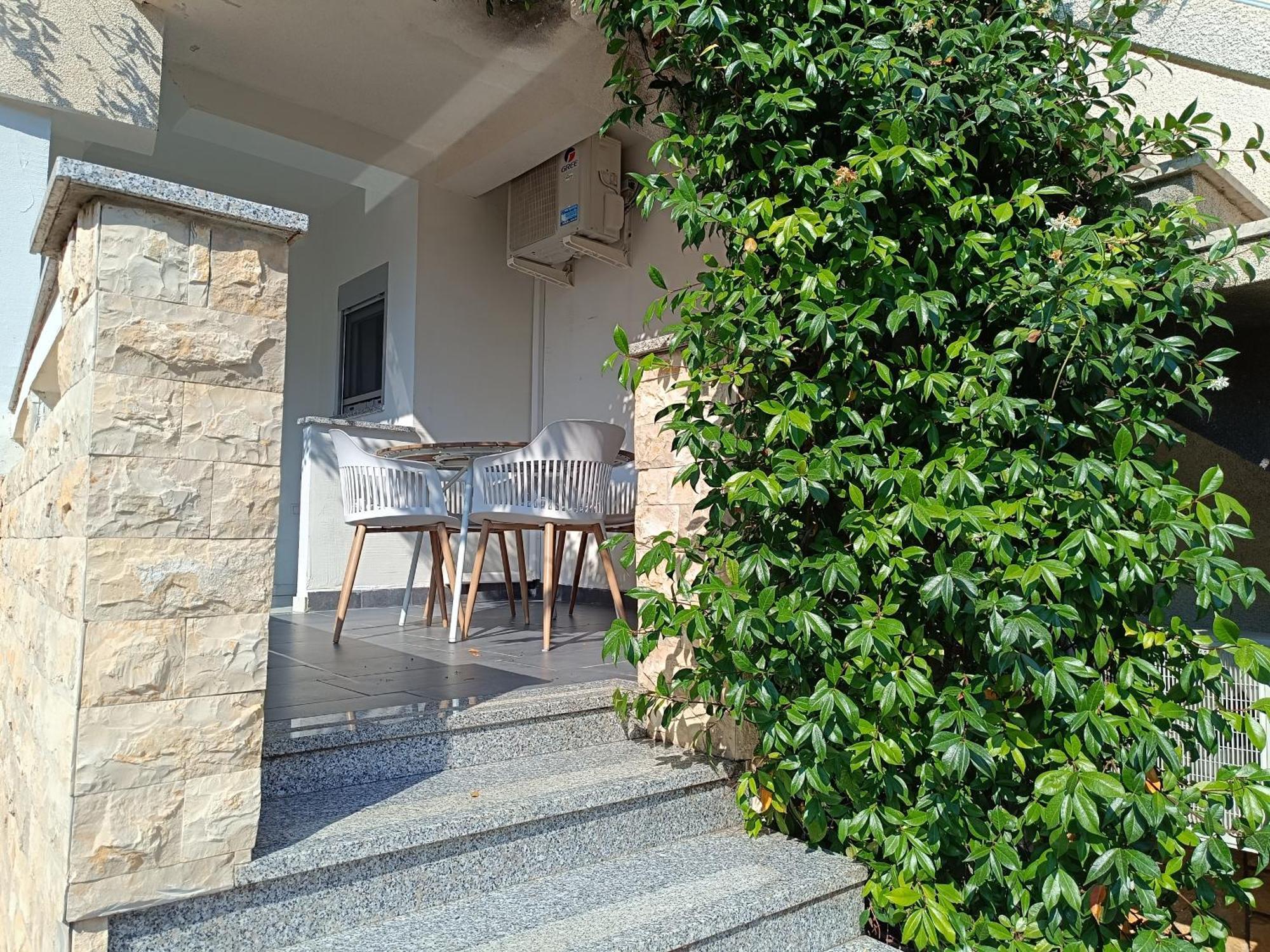 Apartmani Emilio Novalja Dış mekan fotoğraf