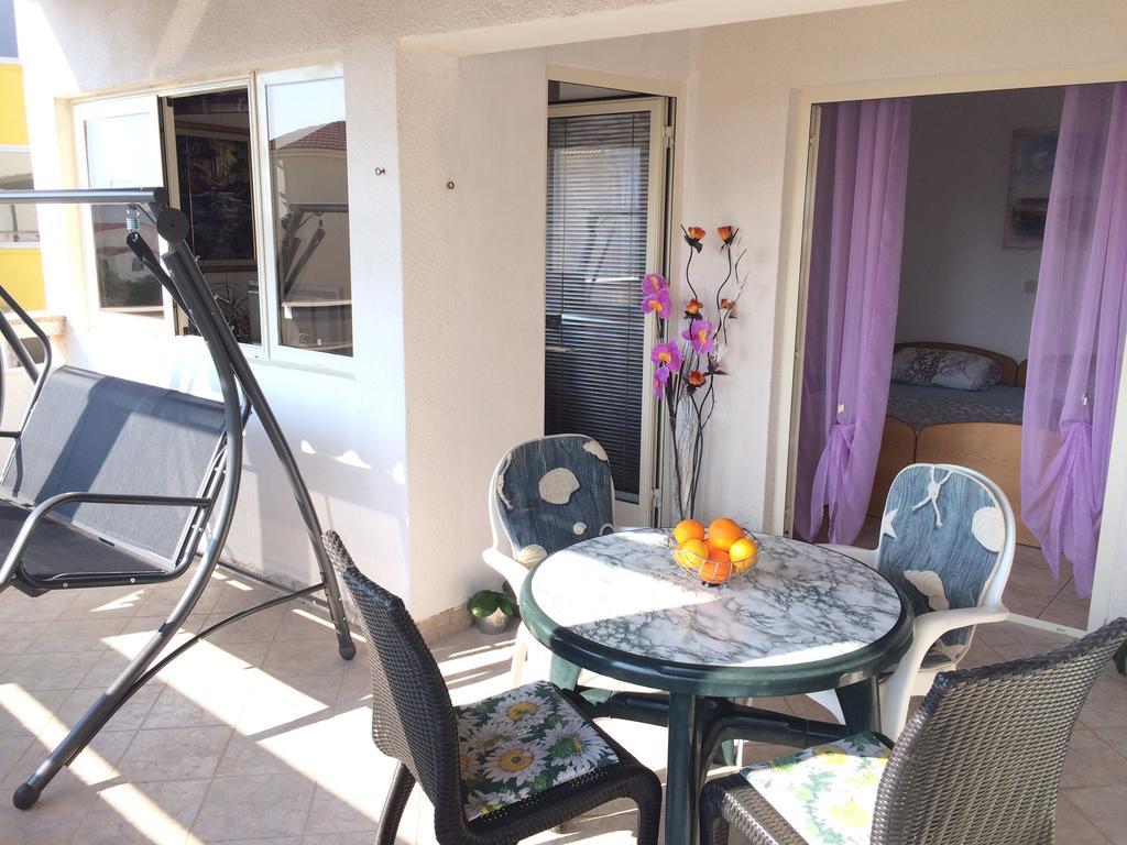 Apartmani Emilio Novalja Dış mekan fotoğraf