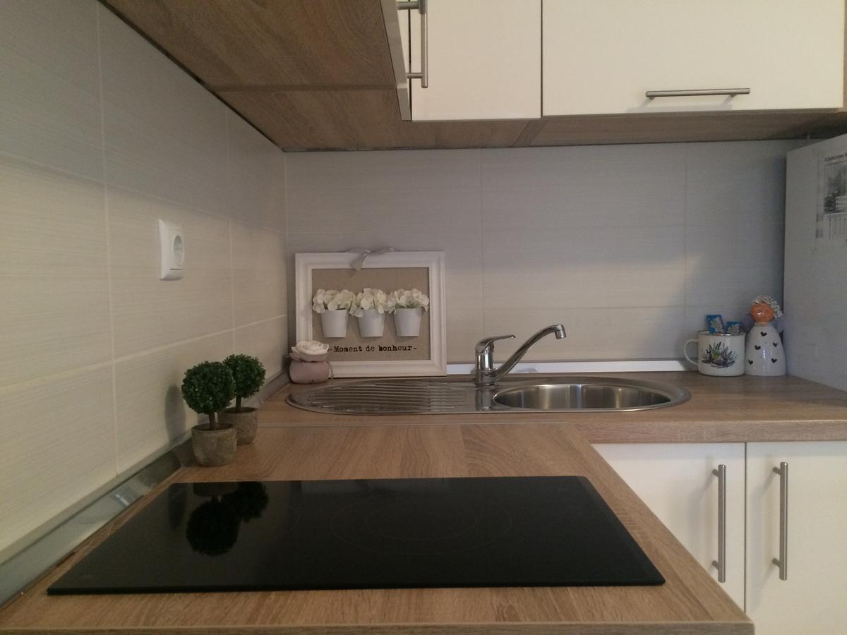 Apartmani Emilio Novalja Dış mekan fotoğraf